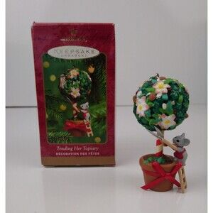 VTG 2000 Hallmark Keepsake Christmas Ornament Tending Her Topiary Mouse